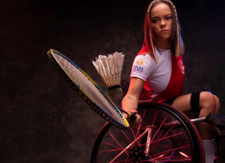 Comment débuter le badminton : matériel et règles